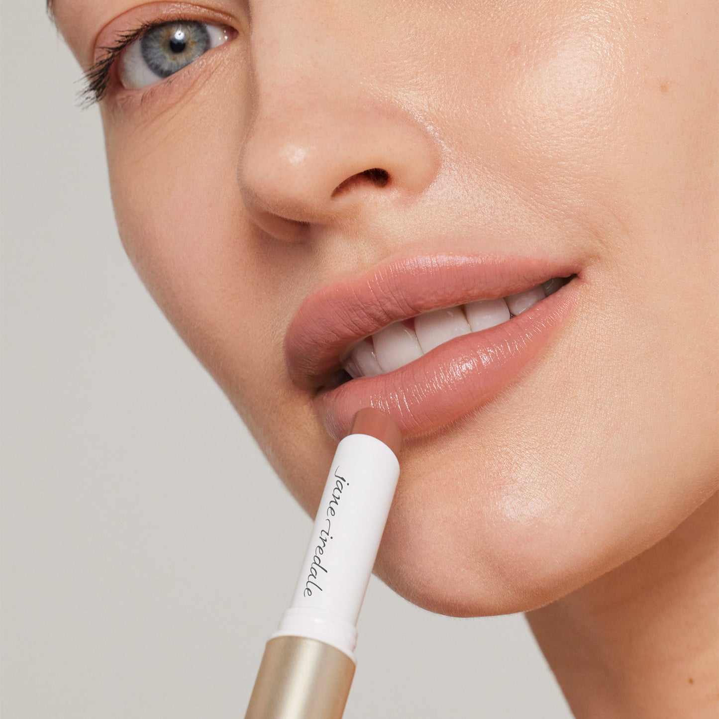 jane iredale - ColorLuxe Hydrating Cream Lipstick - Toffee