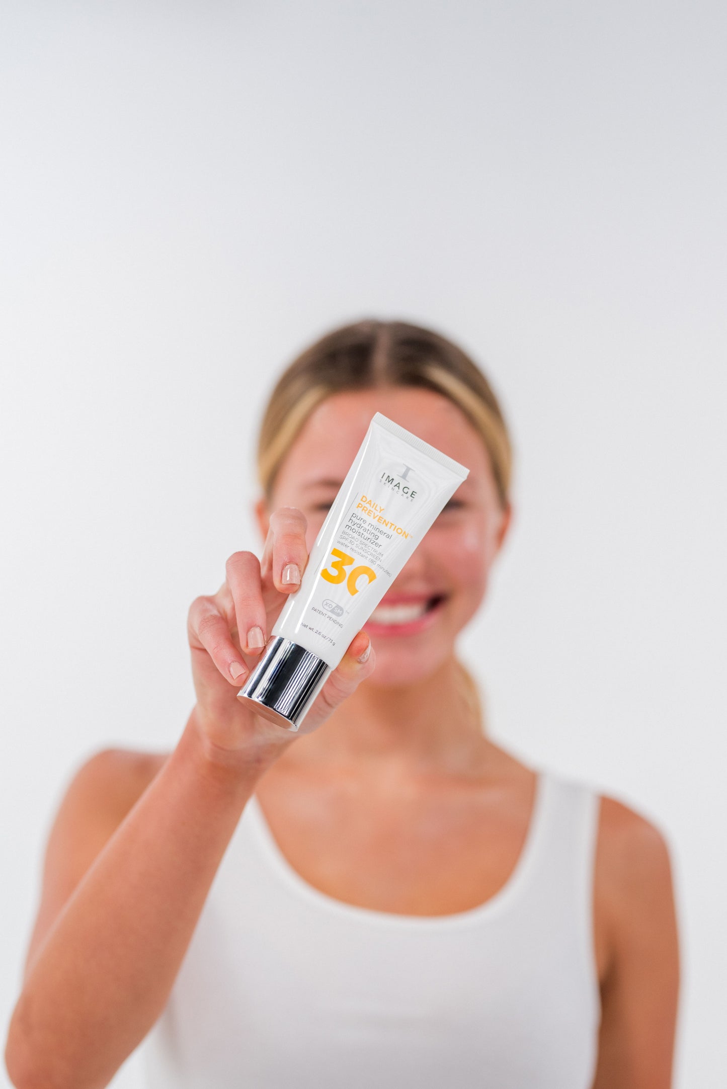 DAILY PREVENTION PURE MINERAL HYDRATING MOISTURIZER SPF 30